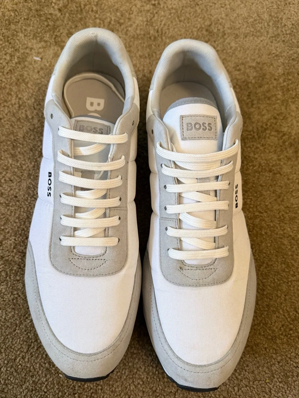 Boss• Parkour Runn in White, Grey
